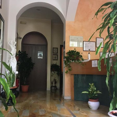 Hotel Capri Mediolan Zewnętrze zdjęcie