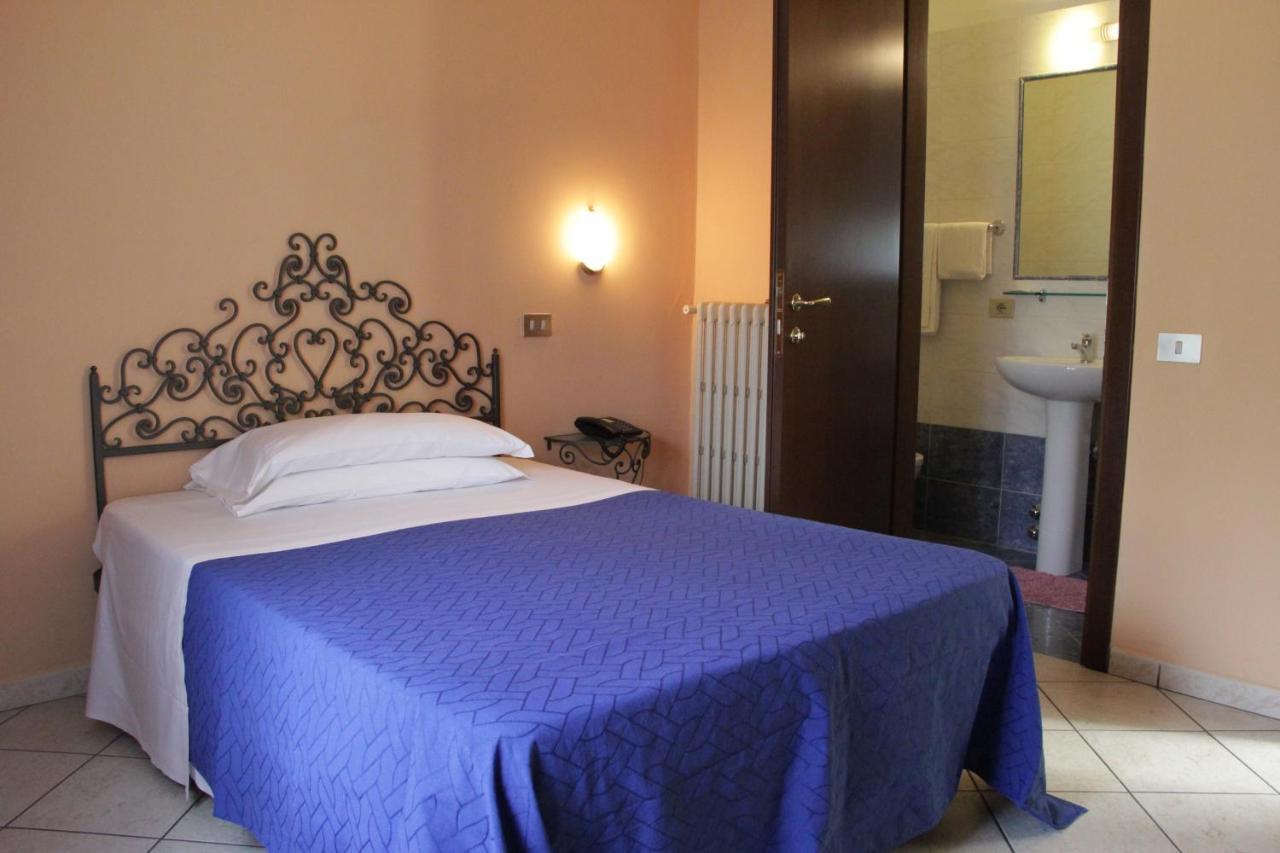 Hotel Capri Mediolan Zewnętrze zdjęcie